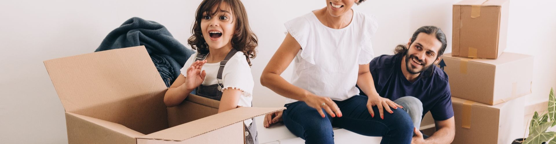 Al Amaz Movers cover photo