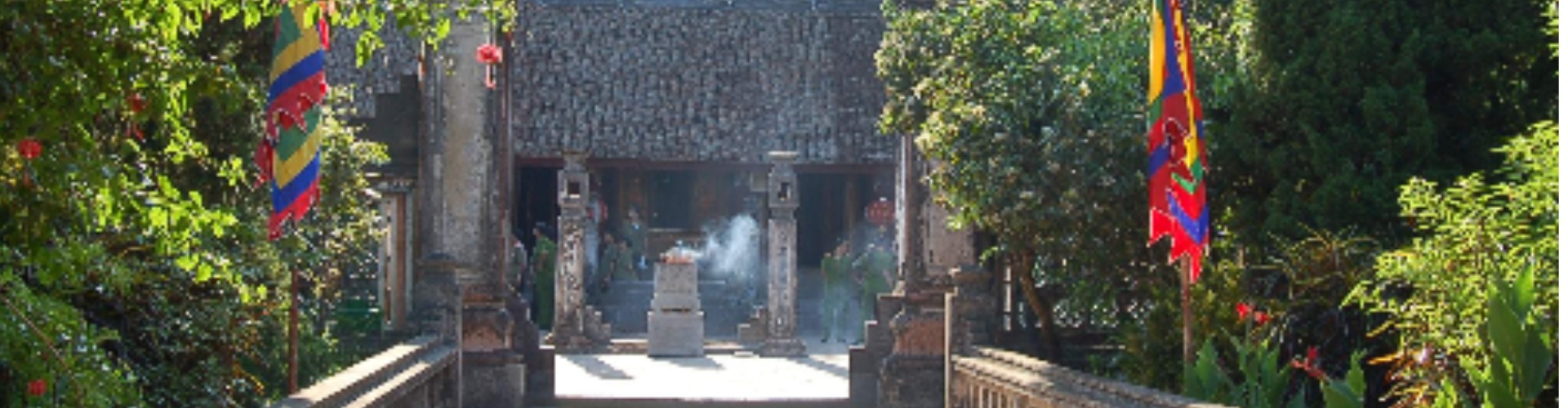 Threeland Travel cover photo