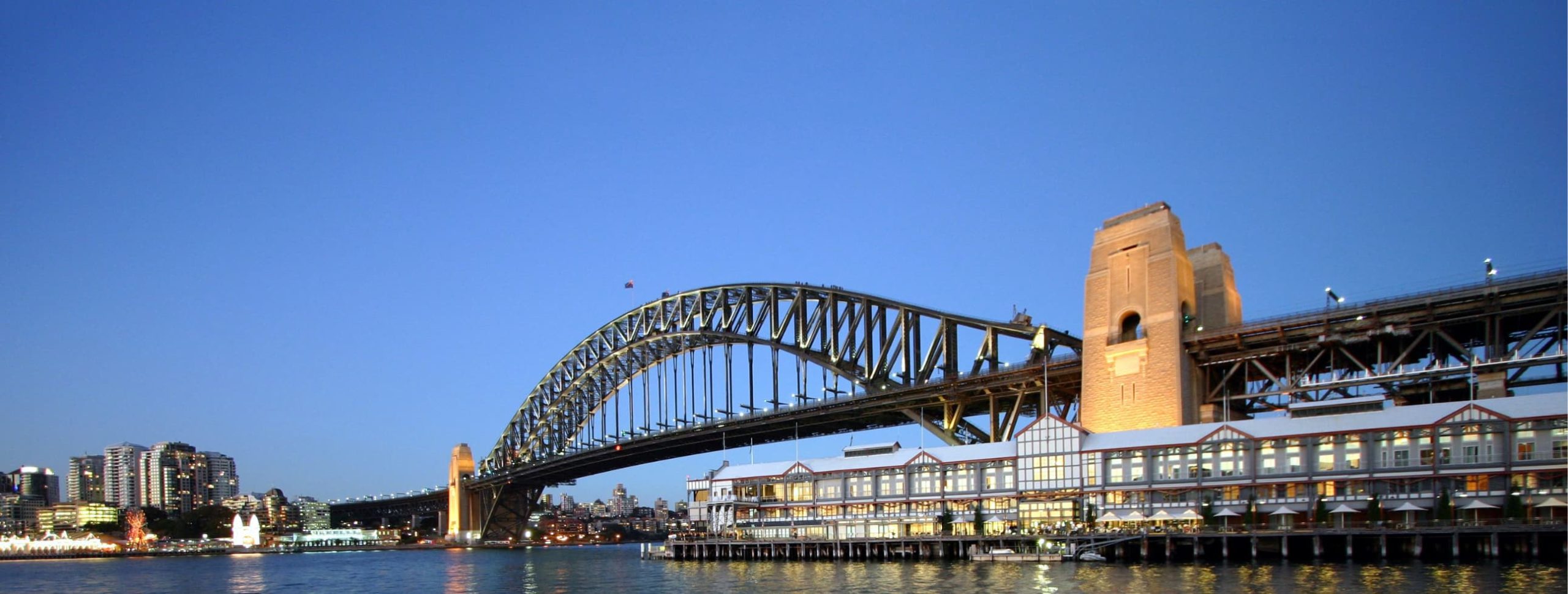 Pier One Sydney Harbour logo